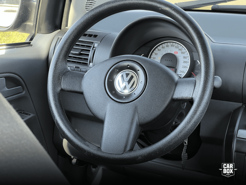 VOLKSWAGEN Fox - Foto