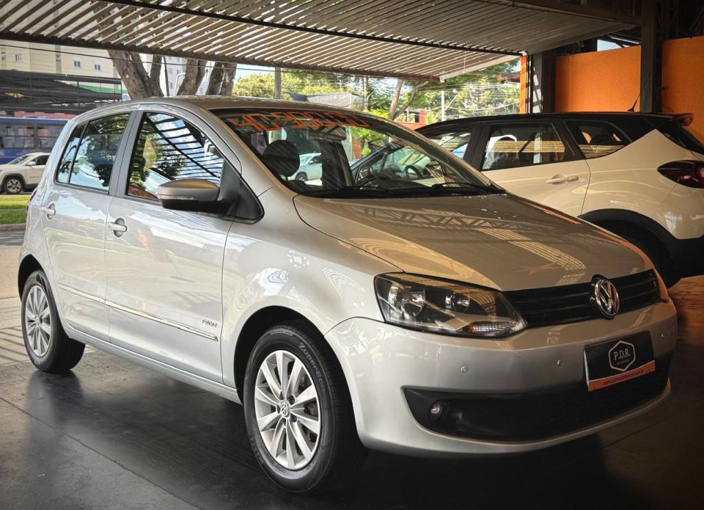 VOLKSWAGEN Fox - Foto