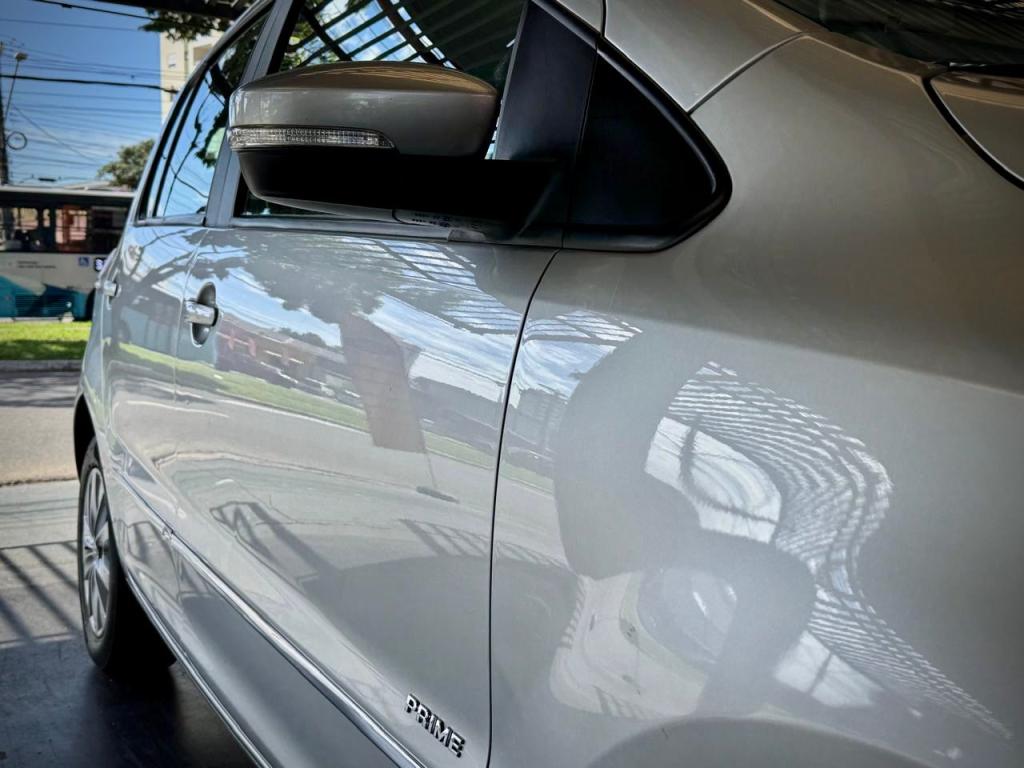 VOLKSWAGEN Fox - Foto