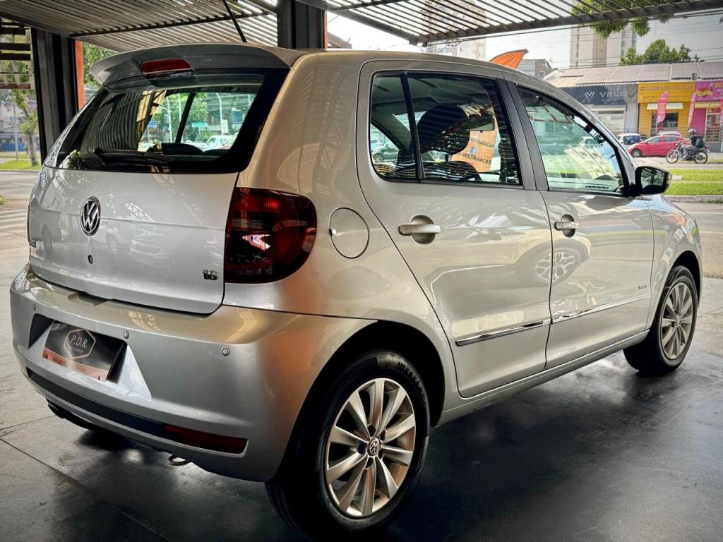 VOLKSWAGEN Fox - Foto