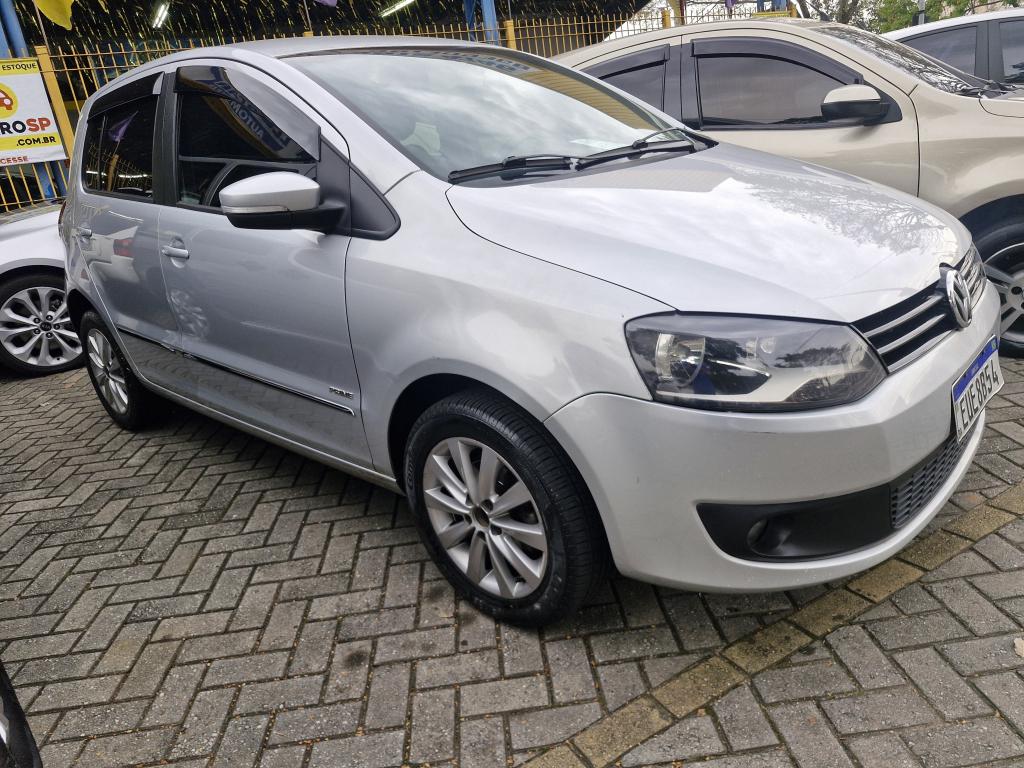 VOLKSWAGEN Fox - Foto