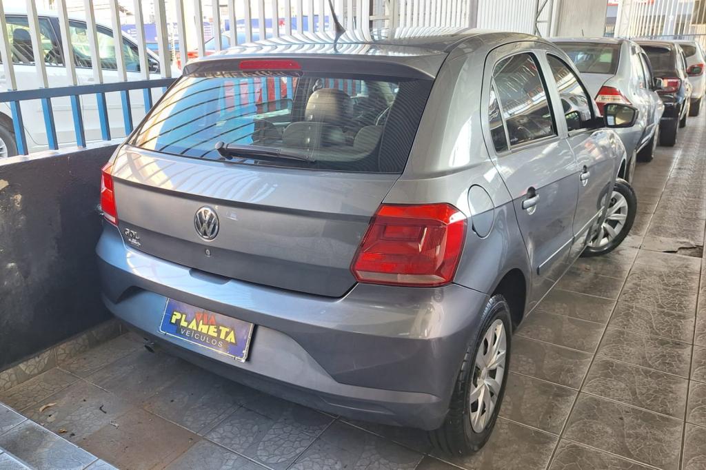 VOLKSWAGEN Gol - Foto