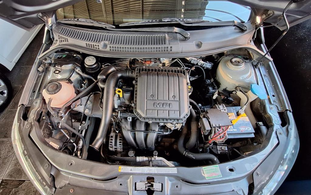 VOLKSWAGEN Gol - Foto