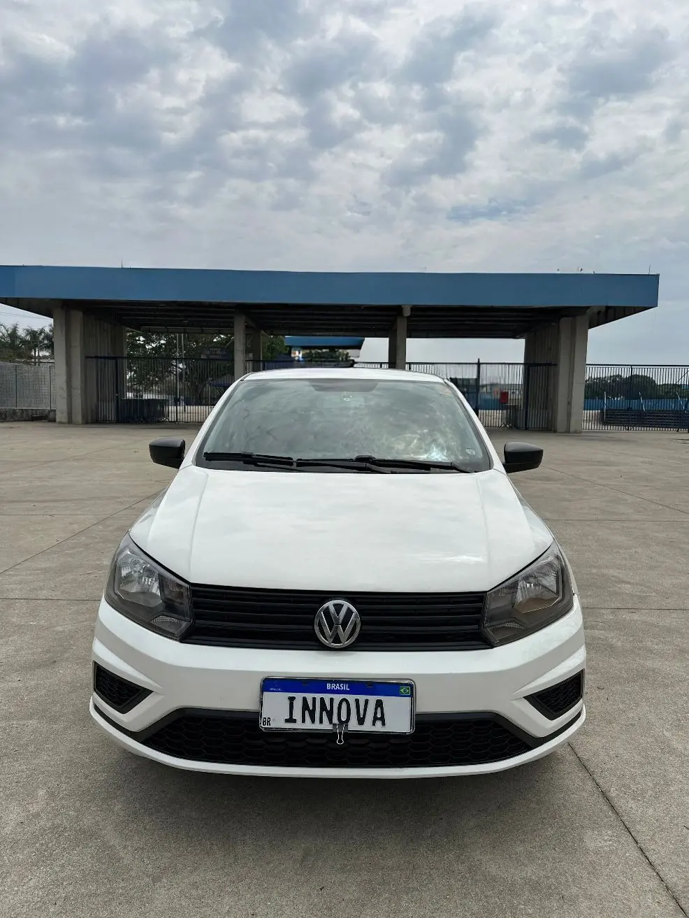 VOLKSWAGEN Gol