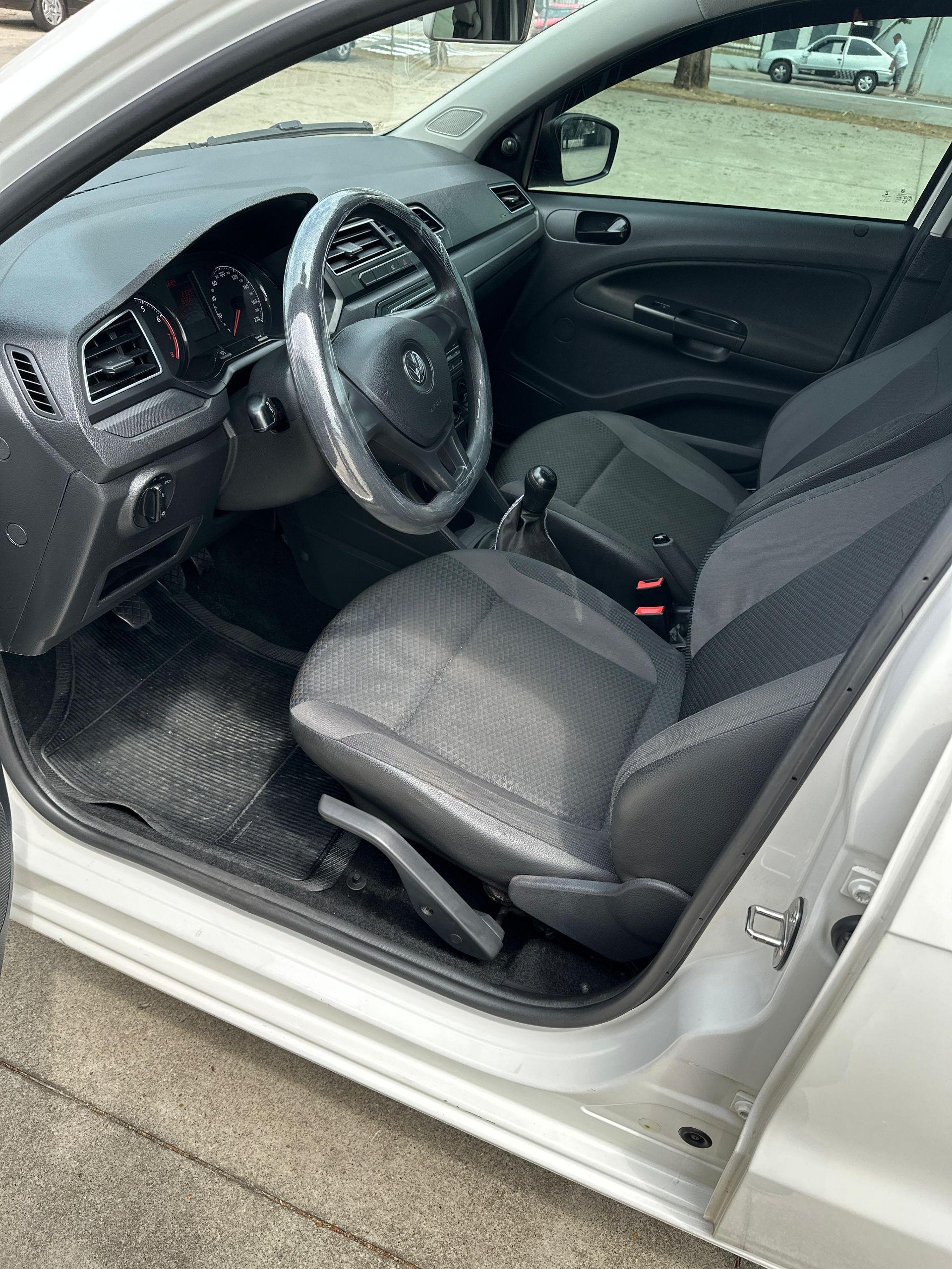 VOLKSWAGEN Gol - Foto