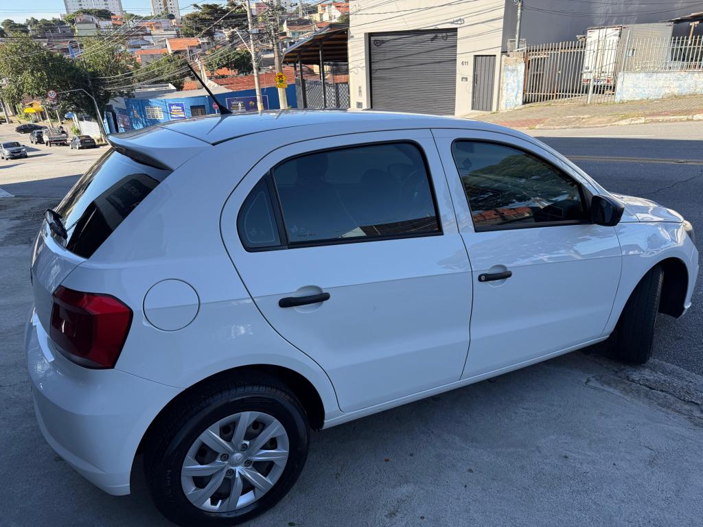 VOLKSWAGEN Gol - Foto
