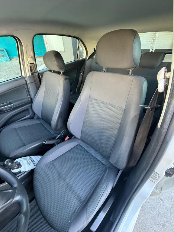 VOLKSWAGEN Gol - Foto