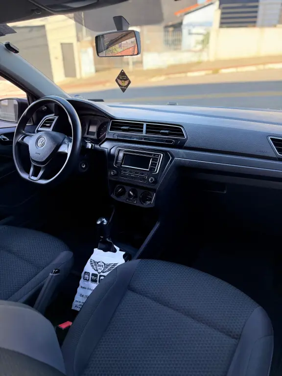VOLKSWAGEN Gol - Foto