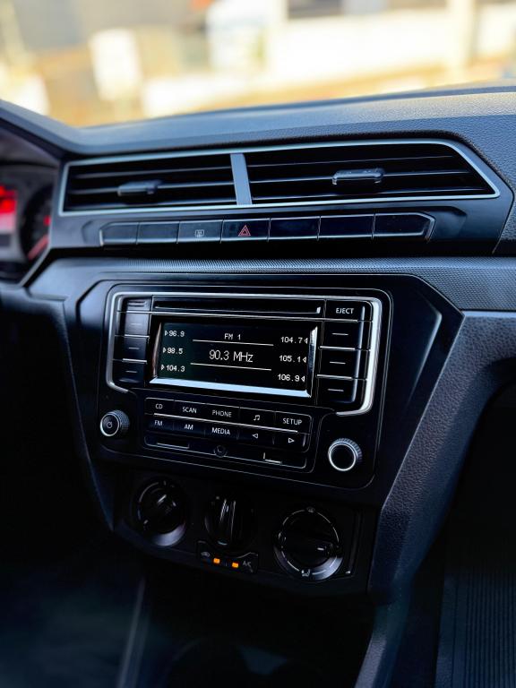 VOLKSWAGEN Gol - Foto