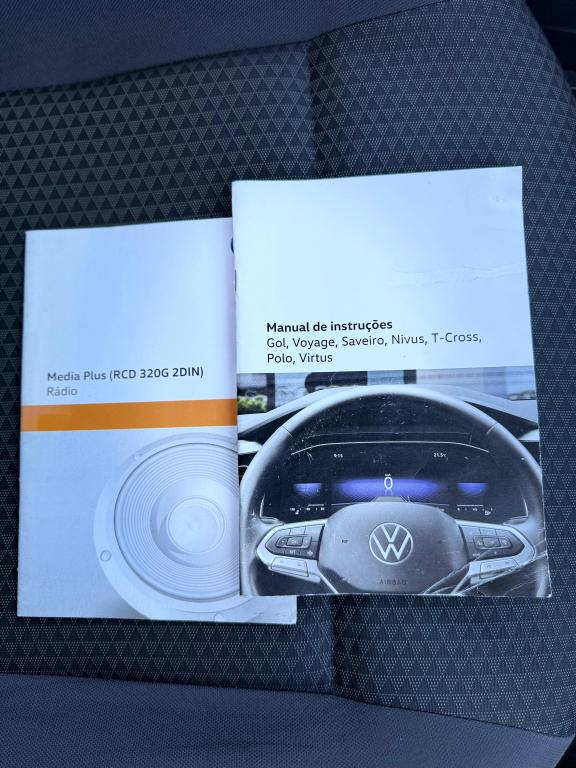 VOLKSWAGEN Gol - Foto