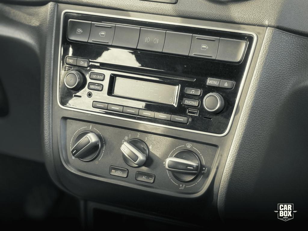 VOLKSWAGEN Gol - Foto