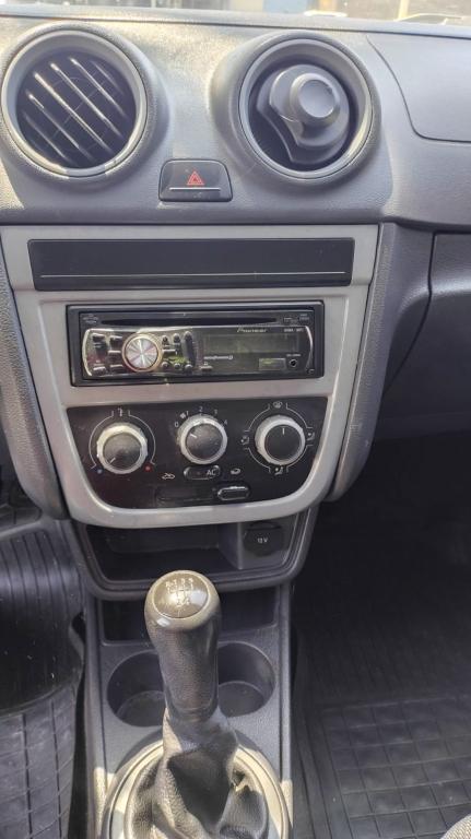 VOLKSWAGEN Gol - Foto