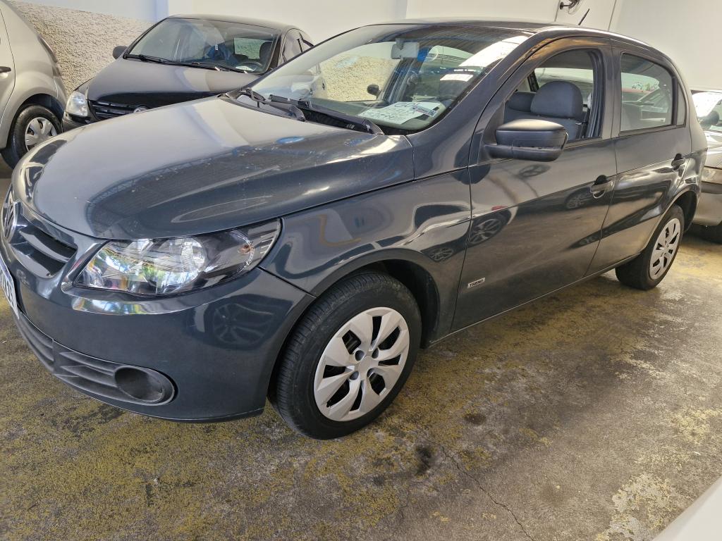 VOLKSWAGEN Gol