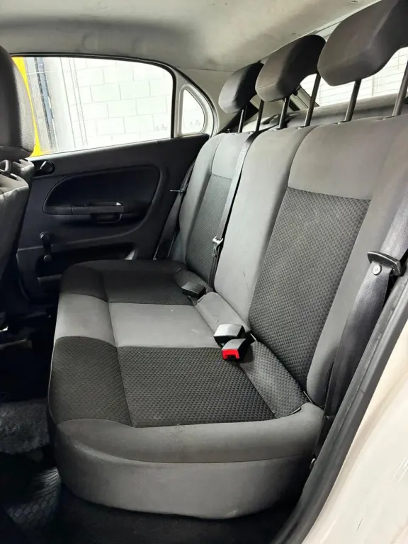 VOLKSWAGEN Gol - Foto
