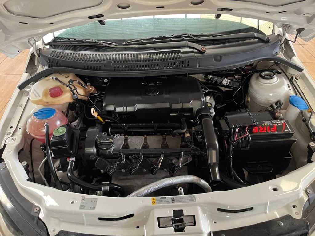 VOLKSWAGEN Gol - Foto