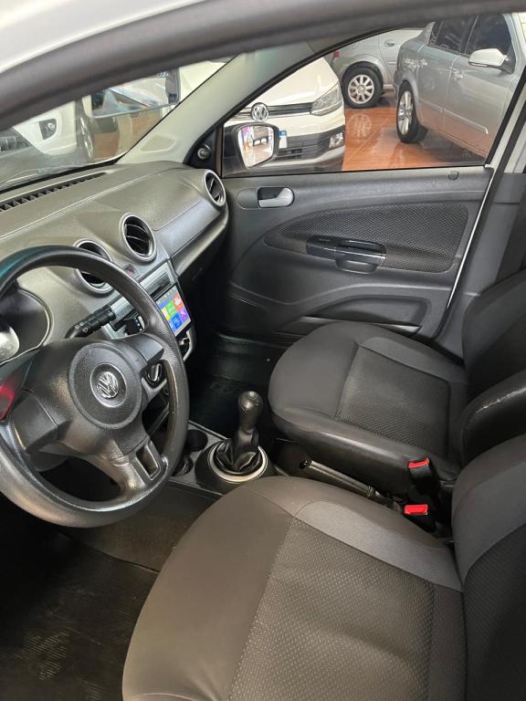 VOLKSWAGEN Gol - Foto