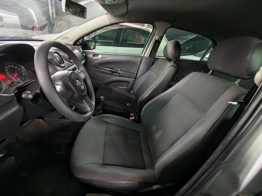 VOLKSWAGEN Gol - Foto