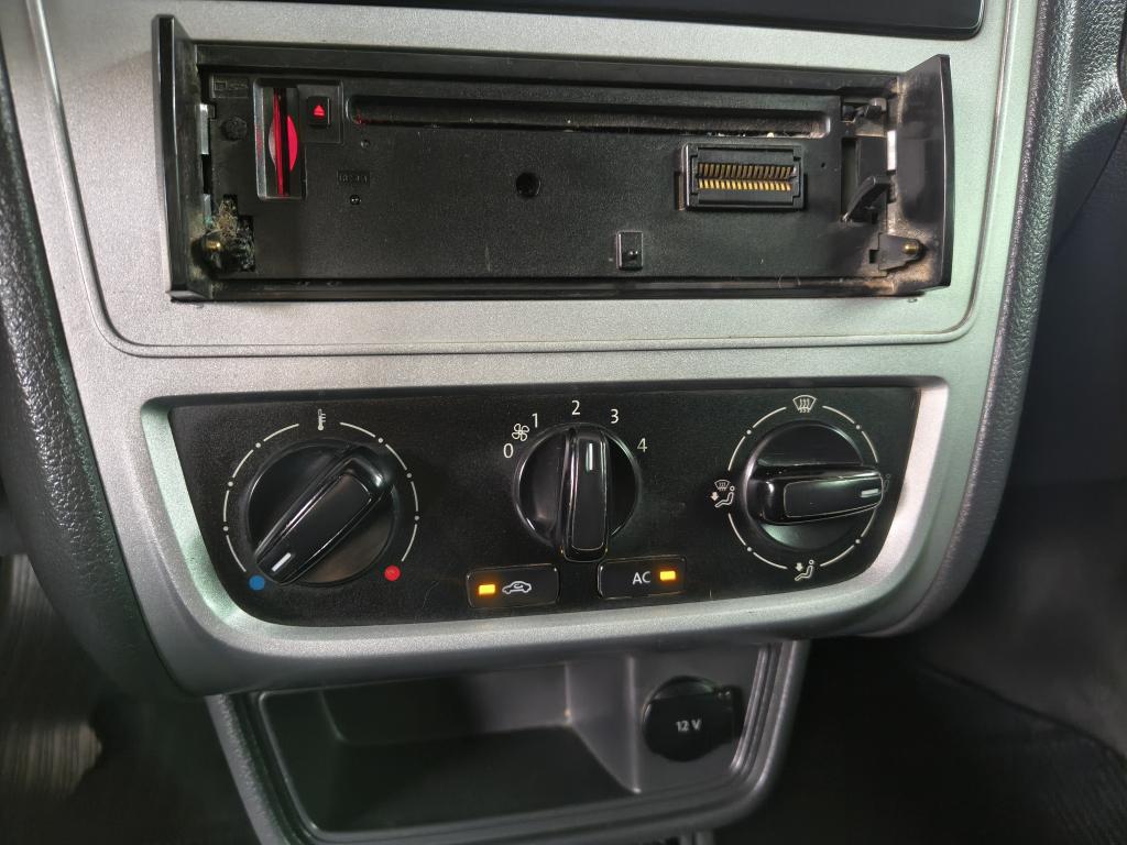 VOLKSWAGEN Gol - Foto