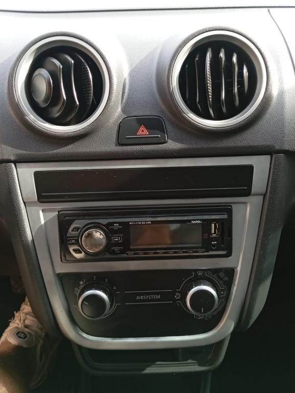 VOLKSWAGEN Gol - Foto