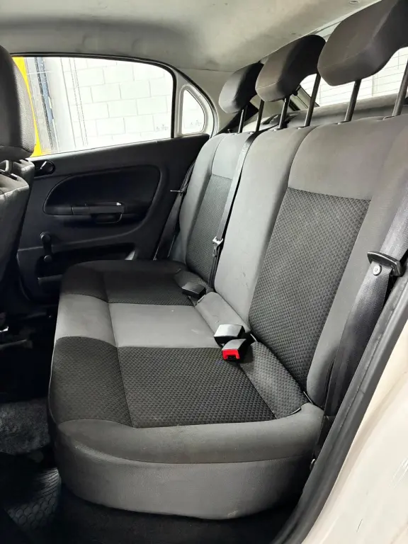 VOLKSWAGEN Gol - Foto