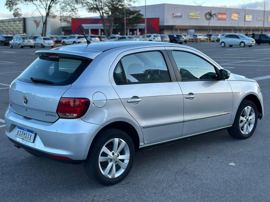 VOLKSWAGEN Gol - Foto