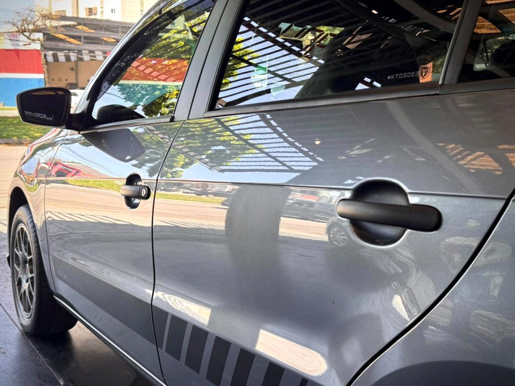 VOLKSWAGEN Gol - Foto