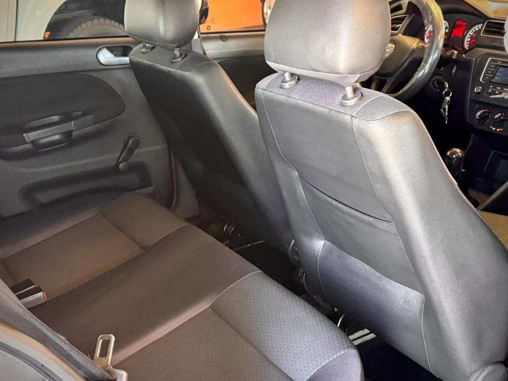 VOLKSWAGEN Gol - Foto