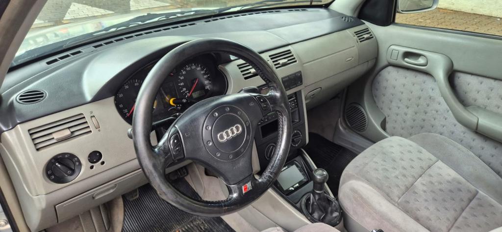 VOLKSWAGEN Gol - Foto