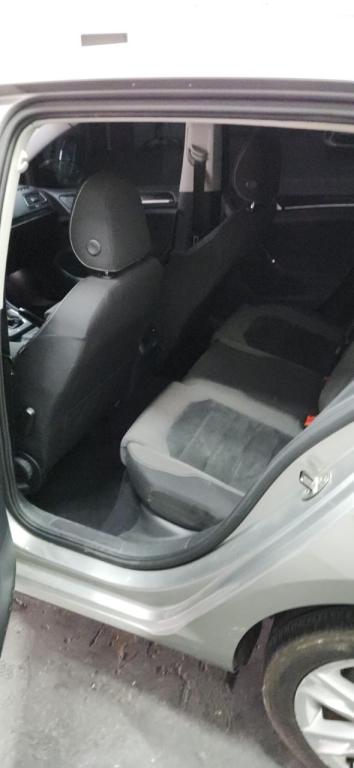 VOLKSWAGEN Golf - Foto