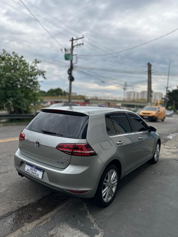 VOLKSWAGEN Golf - Foto