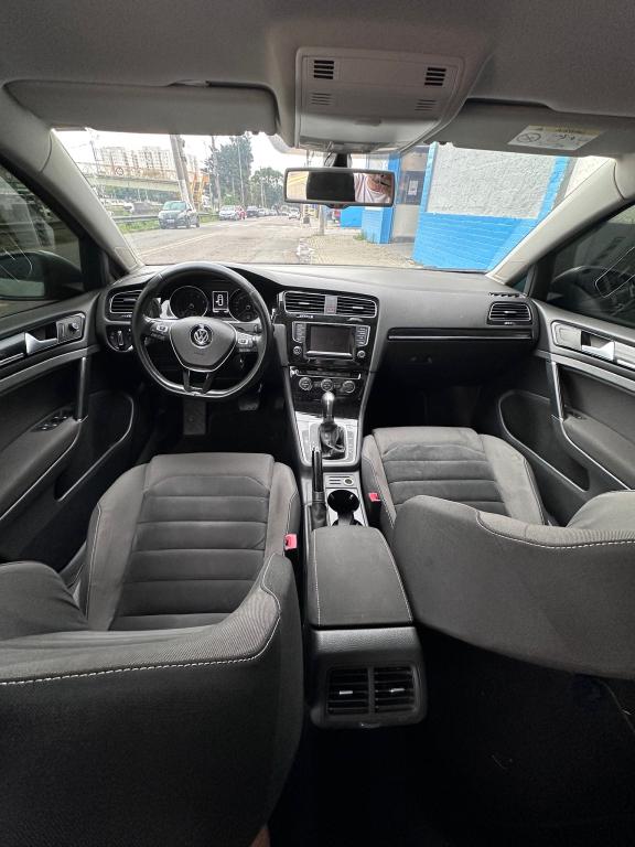 VOLKSWAGEN Golf - Foto