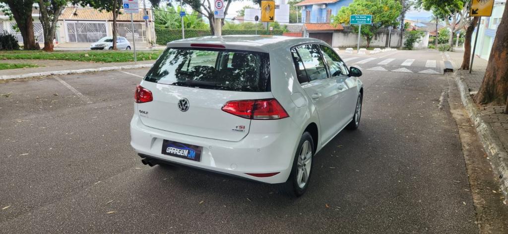 VOLKSWAGEN Golf - Foto