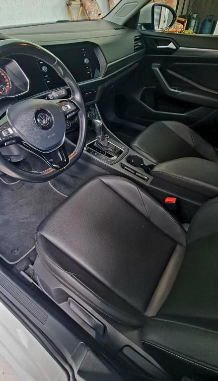 VOLKSWAGEN Jetta - Foto