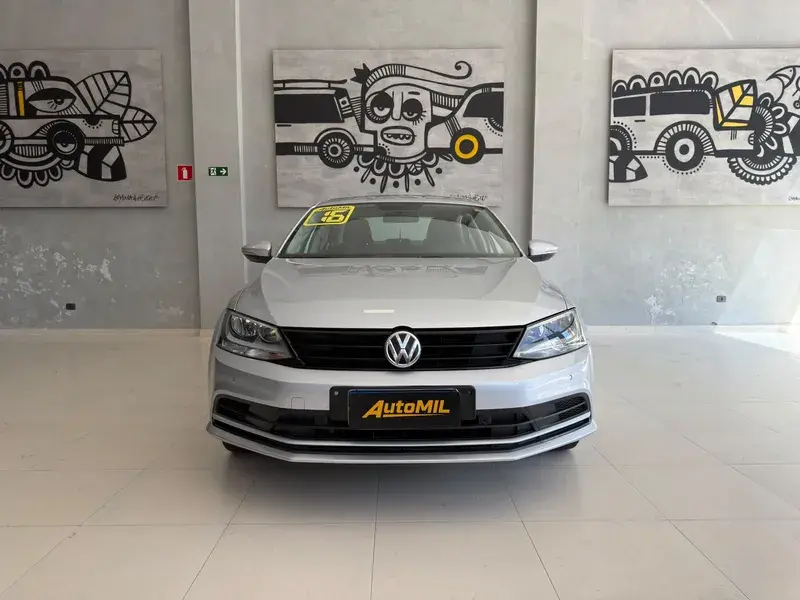 VOLKSWAGEN Jetta - Foto