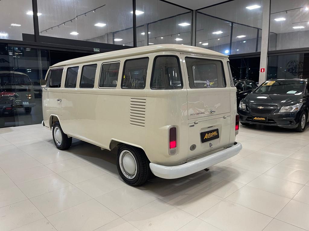 VOLKSWAGEN Kombi - Foto