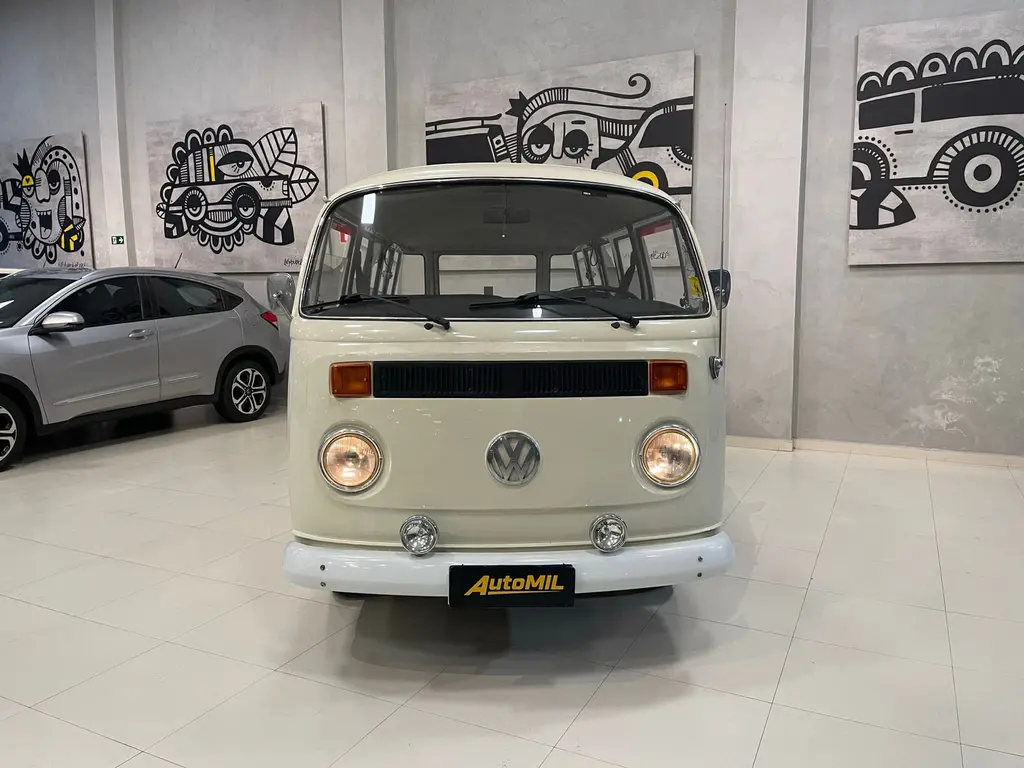VOLKSWAGEN Kombi - Foto