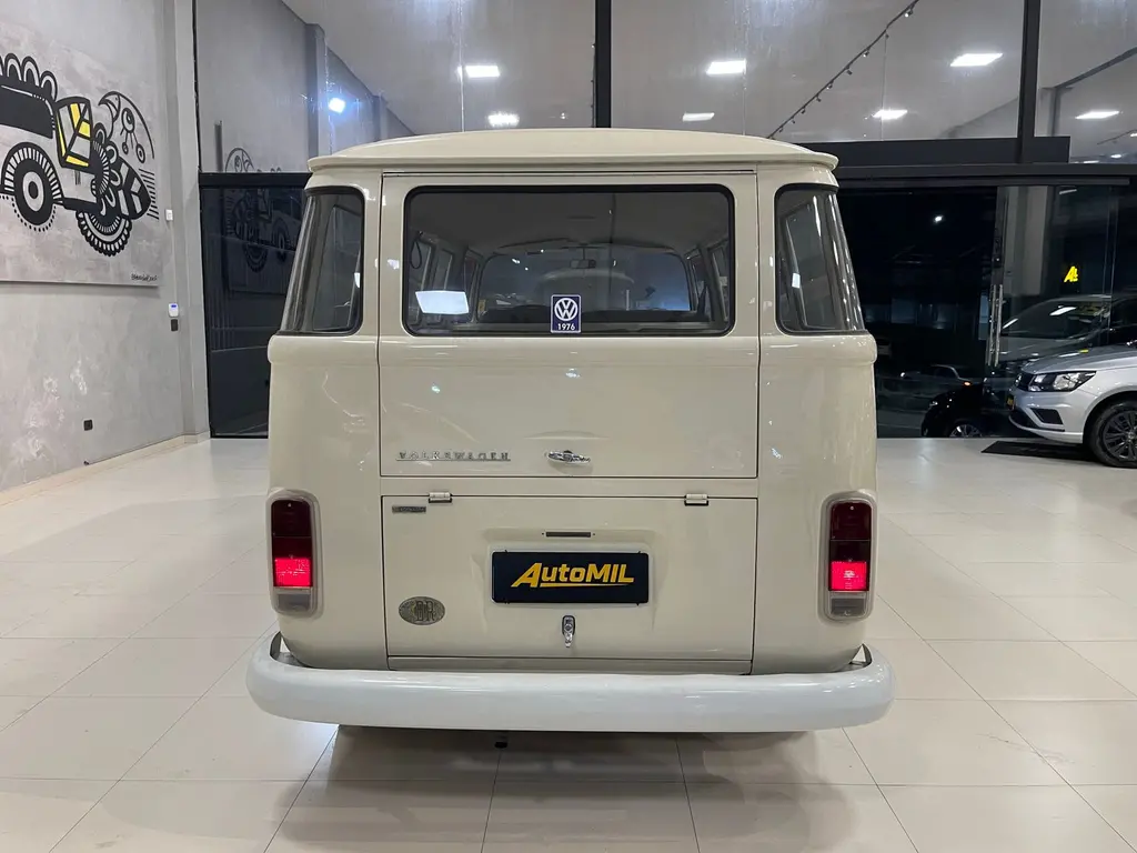 VOLKSWAGEN Kombi - Foto