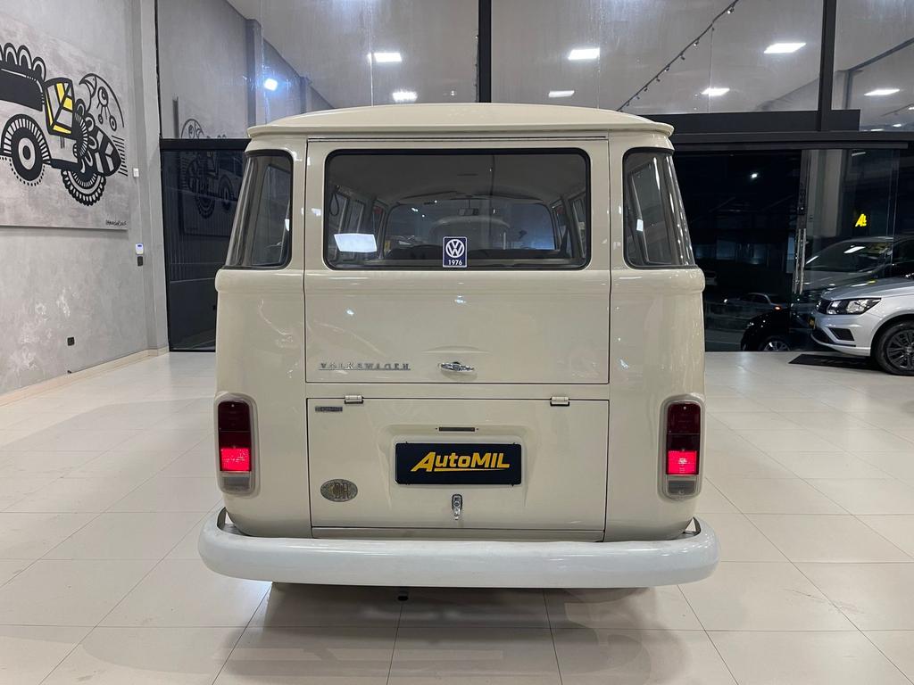 VOLKSWAGEN Kombi - Foto