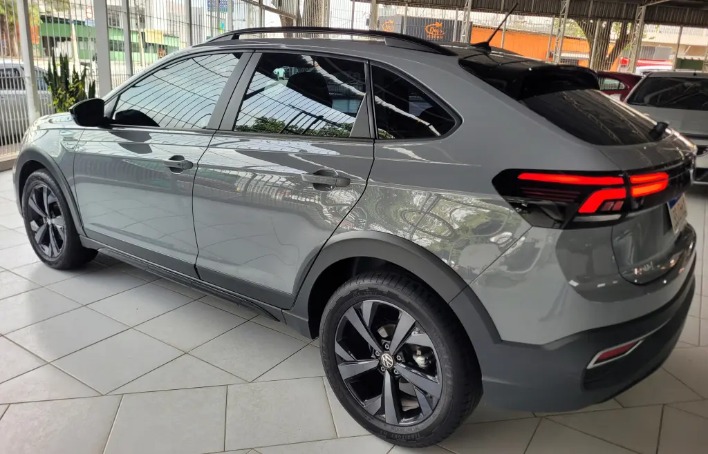 VOLKSWAGEN Nivus - Foto