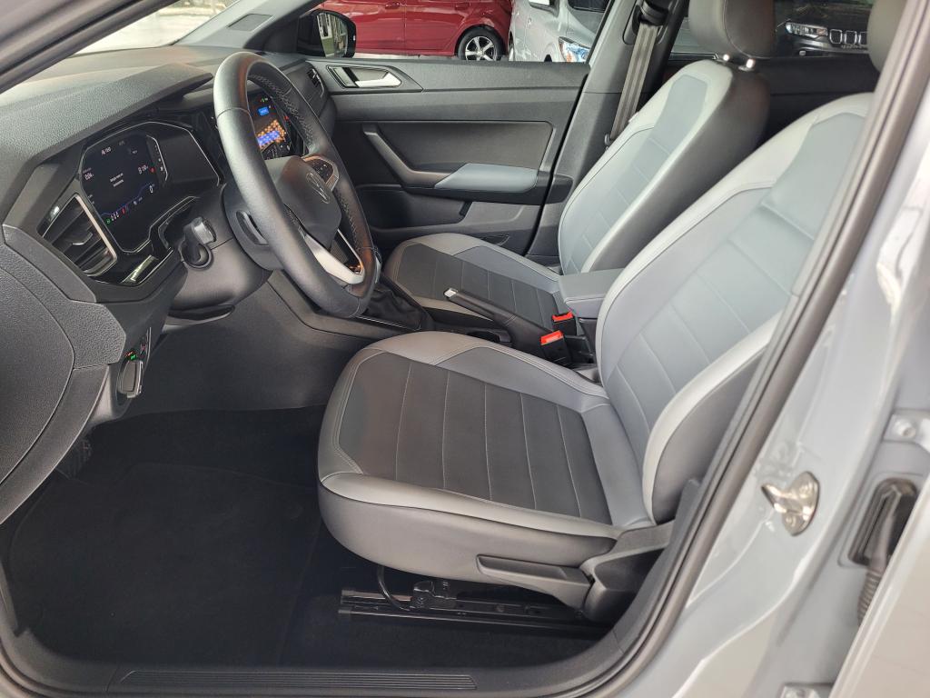 VOLKSWAGEN Nivus - Foto