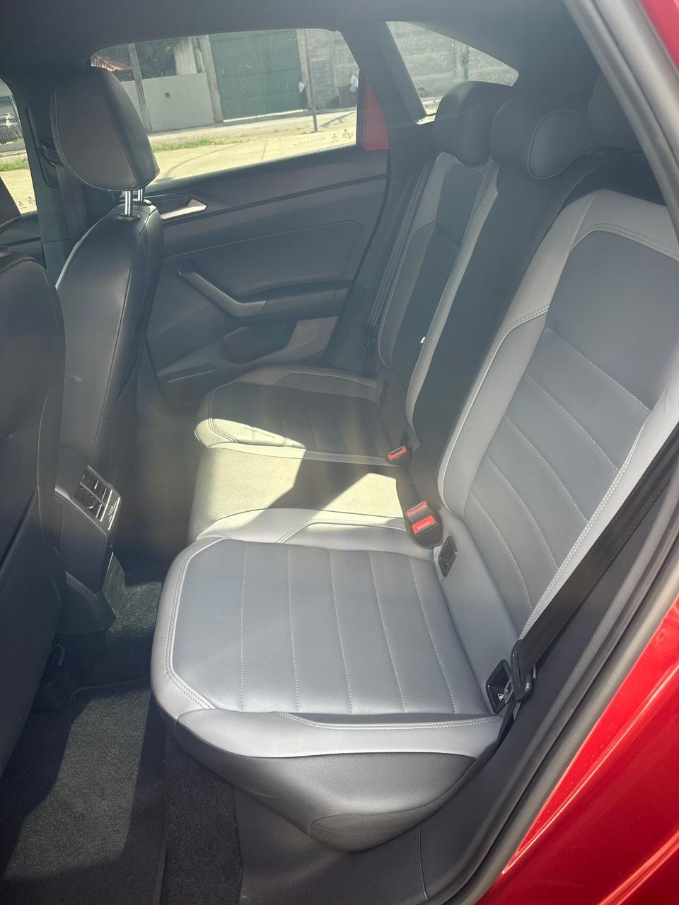 VOLKSWAGEN Nivus - Foto