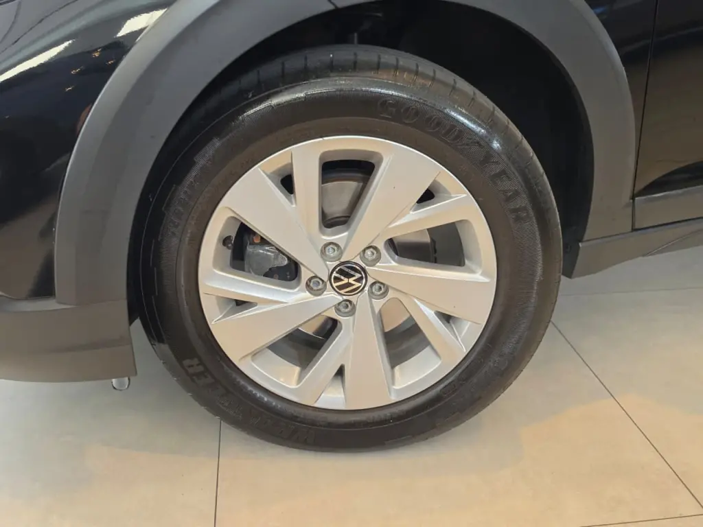 VOLKSWAGEN Nivus - Foto