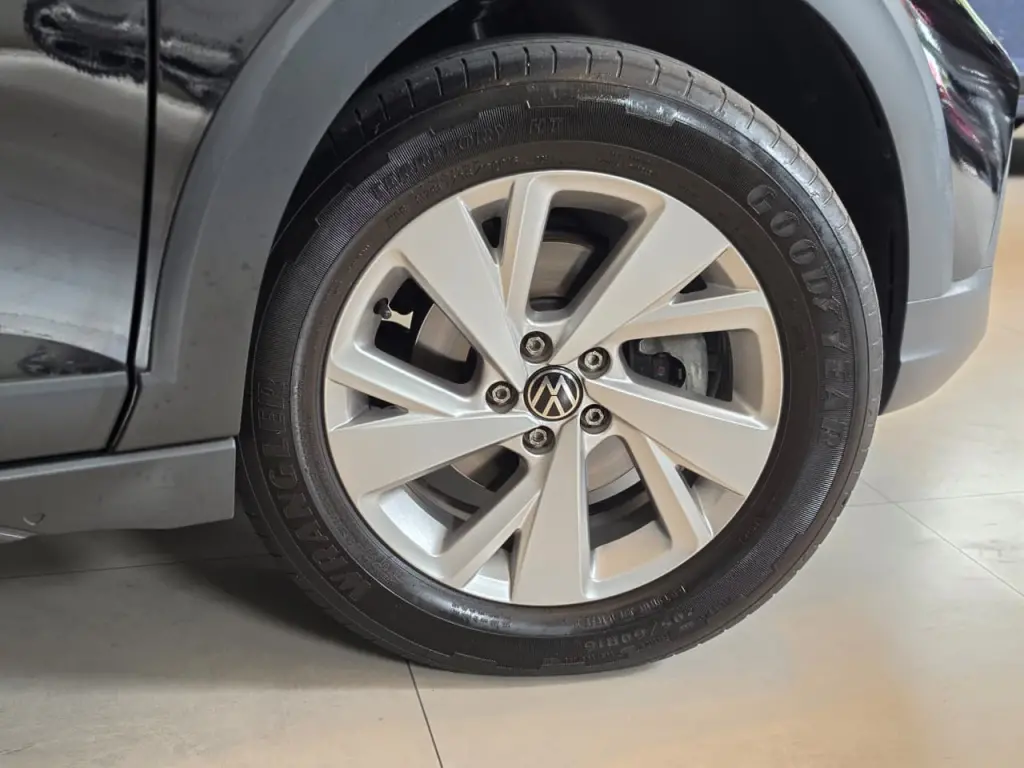 VOLKSWAGEN Nivus - Foto