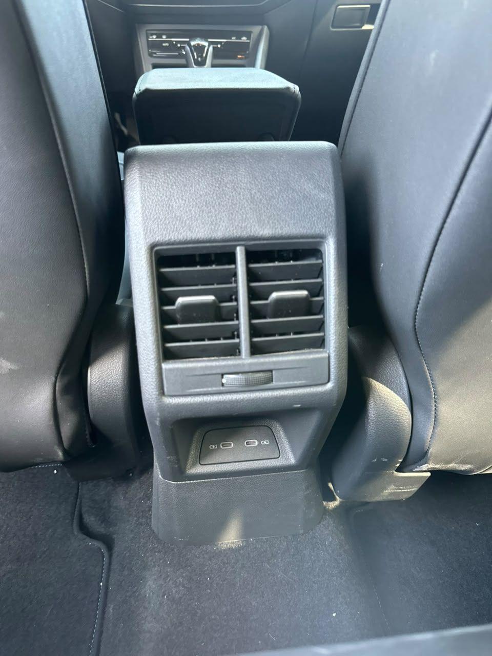VOLKSWAGEN Nivus - Foto