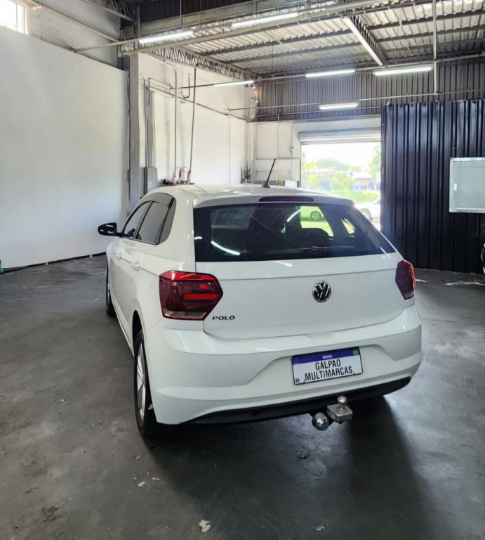 VOLKSWAGEN Polo Hatch - Foto