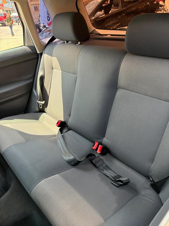 VOLKSWAGEN Polo Hatch - Foto