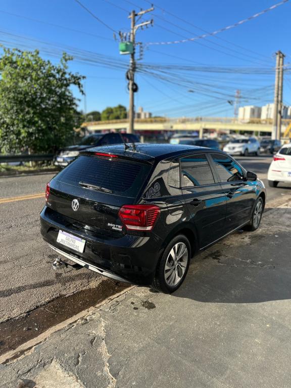 VOLKSWAGEN Polo Hatch - Foto