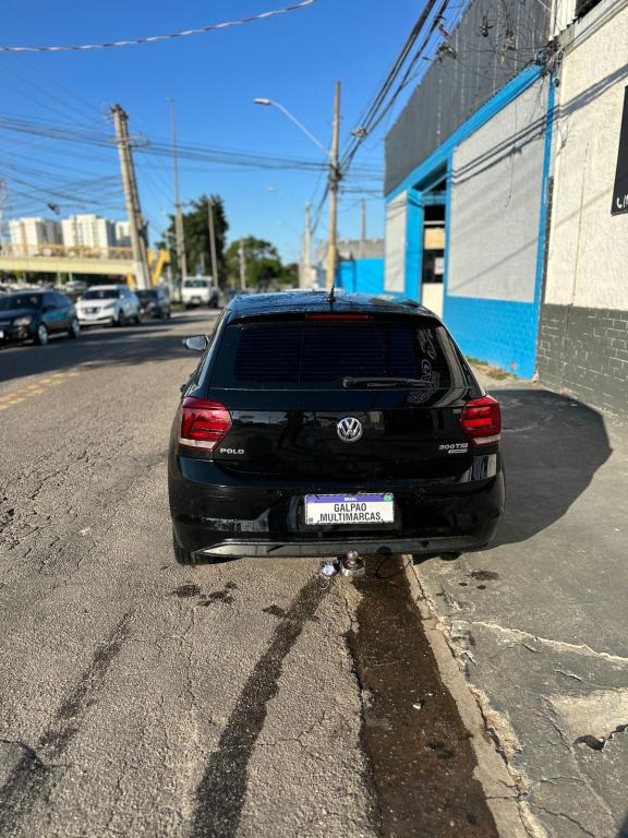 VOLKSWAGEN Polo Hatch - Foto