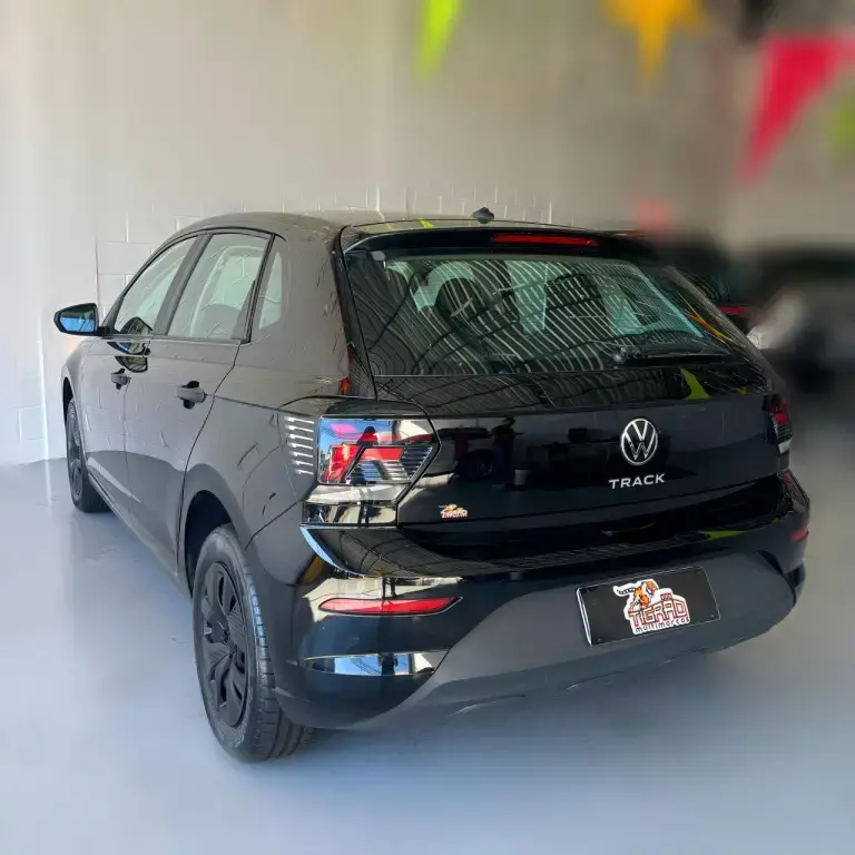 VOLKSWAGEN Polo Hatch - Foto