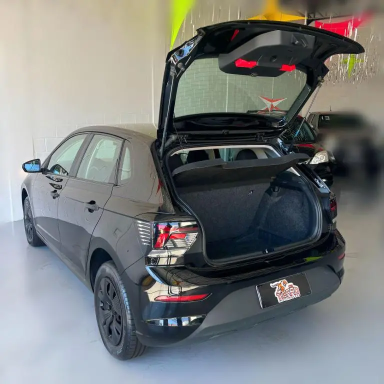 VOLKSWAGEN Polo Hatch - Foto